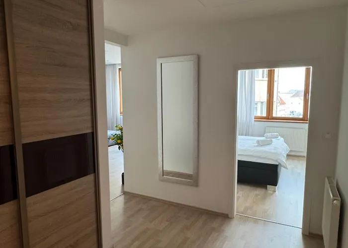 Apartament Gate Old Town With Parking Bratysława